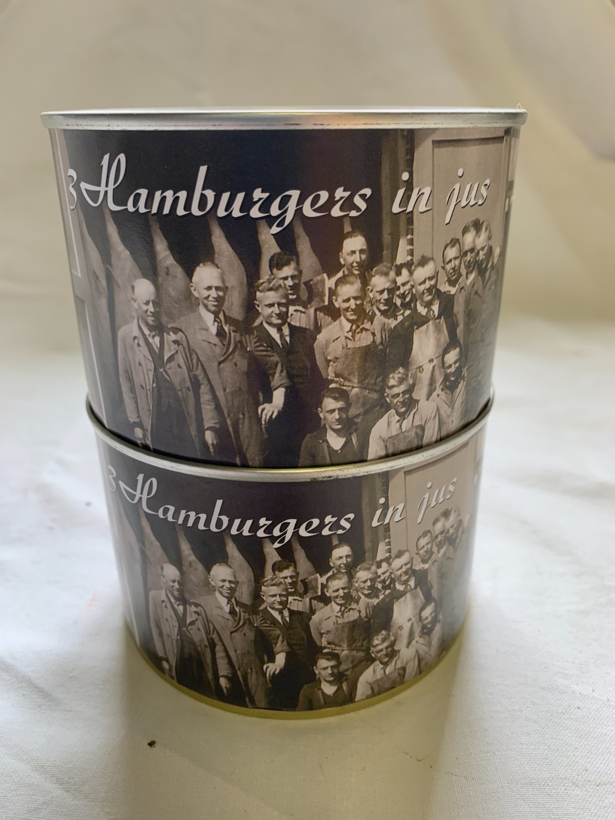 Vlees in blik Hamburgers in Jus foto 2